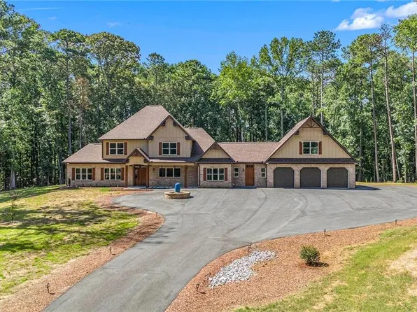 821 N Pomona Rd, Griffin, GA 30223