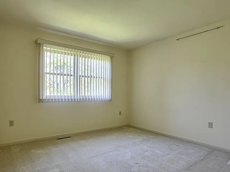 50 Ironstone Dr — Photo 12