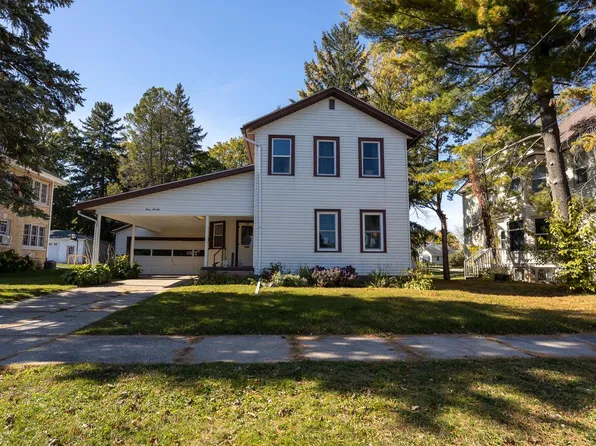 420 North Washington STREET, Watertown, WI 53098