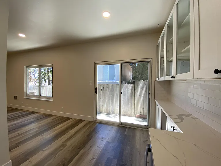 130 Magnolia Ave #2 — Photo 6
