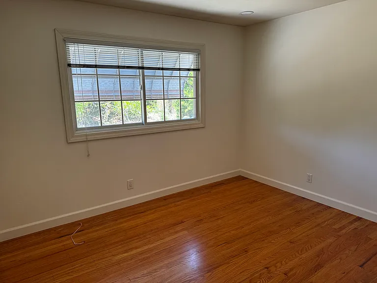 10363 Denison Ave — Photo 10