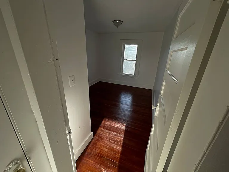672 Brooks St #672 — Photo 16