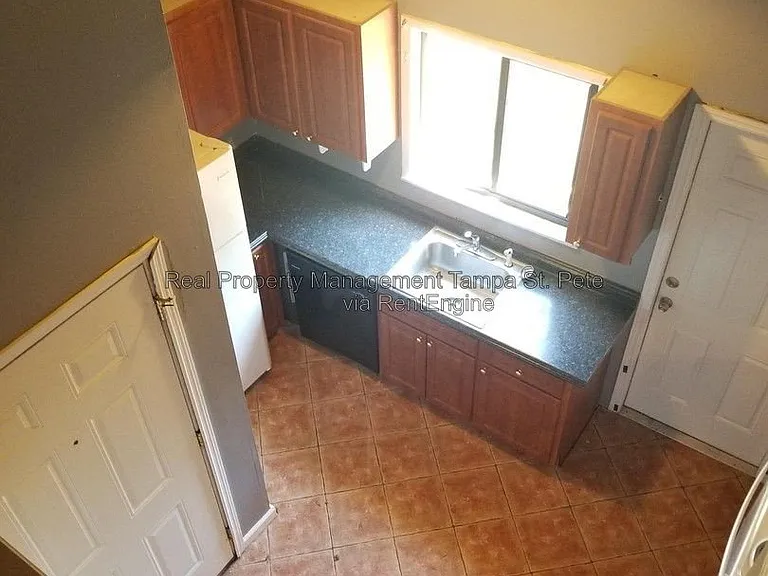 5627 Ashley Oaks Dr #2 — Photo 13