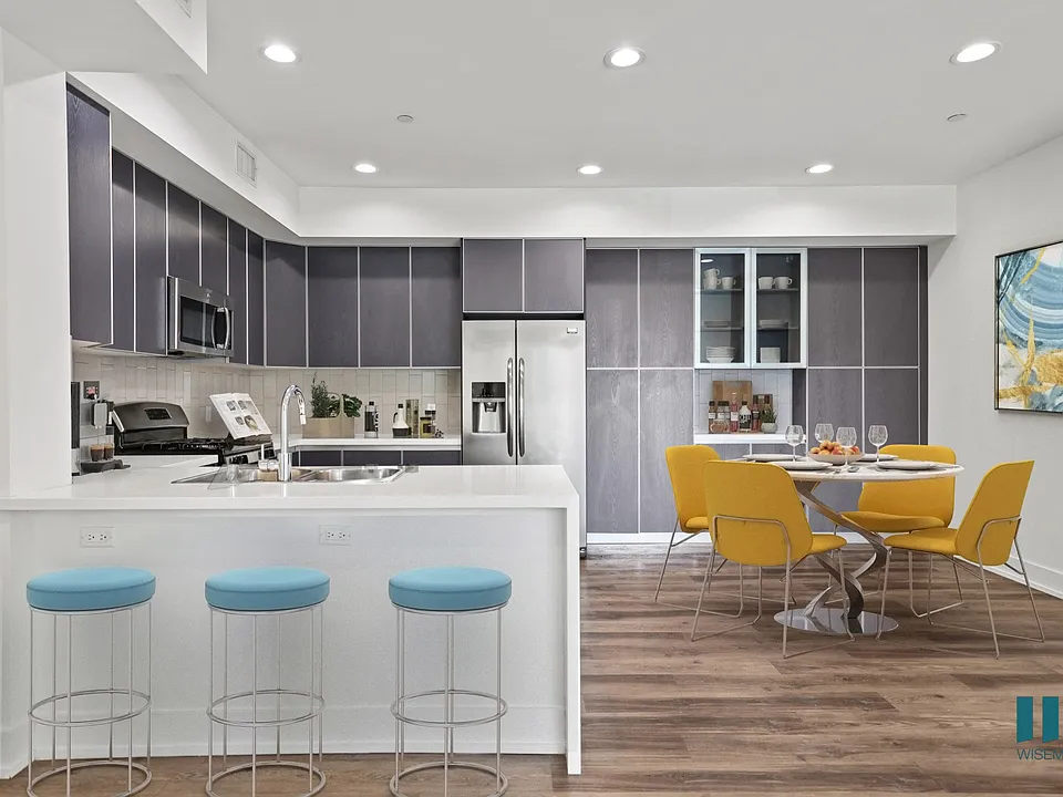 Martel Flats by Wiseman