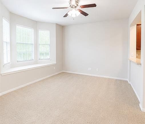 3rd image of 2918 Durango Pl