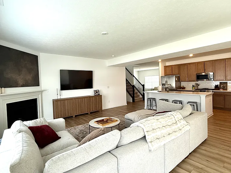 20130 Allegheny Ln — Photo 11