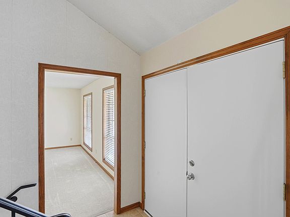 4th image of 3801 Rollins Rd