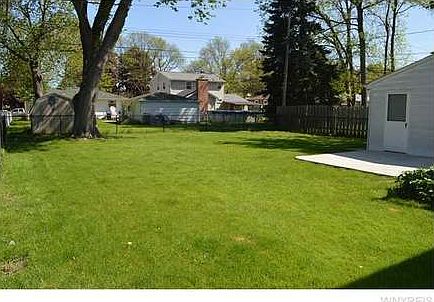 3rd image of 36 Donald Dr