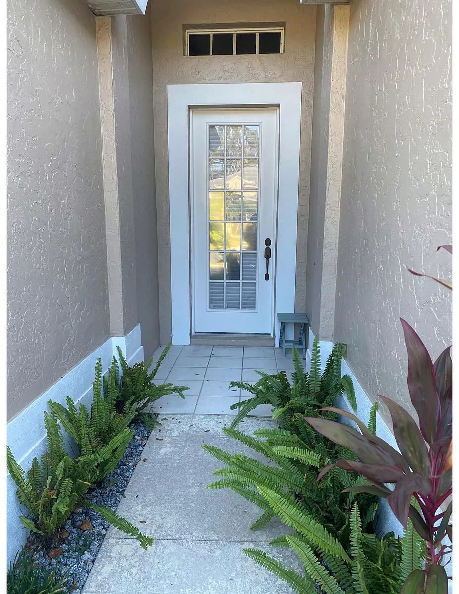 Front Entry way - 60 Arbor Oaks Dr