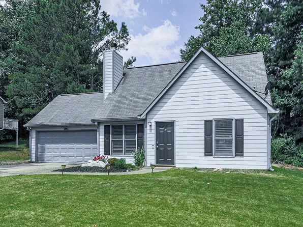 311 Arapaho Dr SE, Acworth, GA 30102