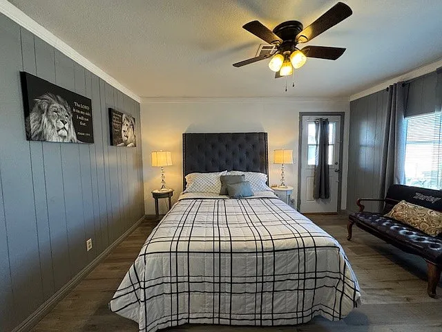 1682 Colina Dr — Photo 17