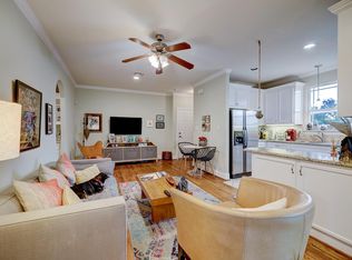 319 W 10th St #A, Houston, TX 77008