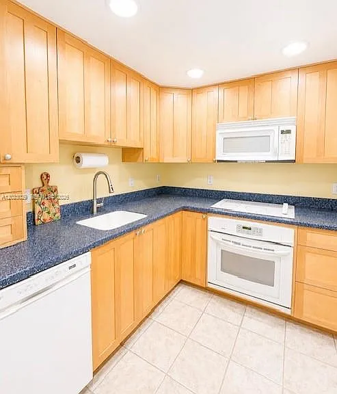 1950 S Ocean Dr #8K — Photo 9