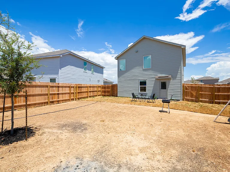 13462 Furyk Dr — Photo 28