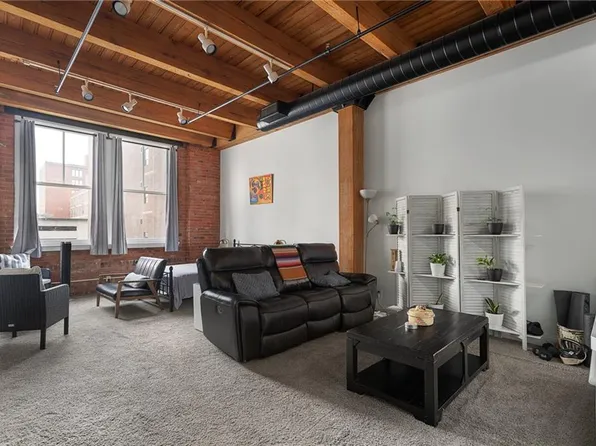 700 Broadway Blvd #210, Kansas City, MO 64105
