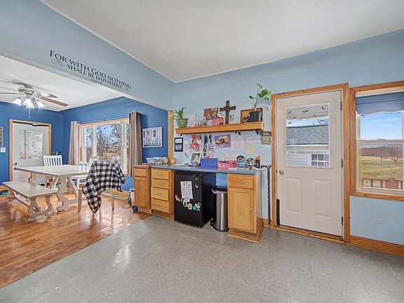 4th image of 4051 N Meridian Rd