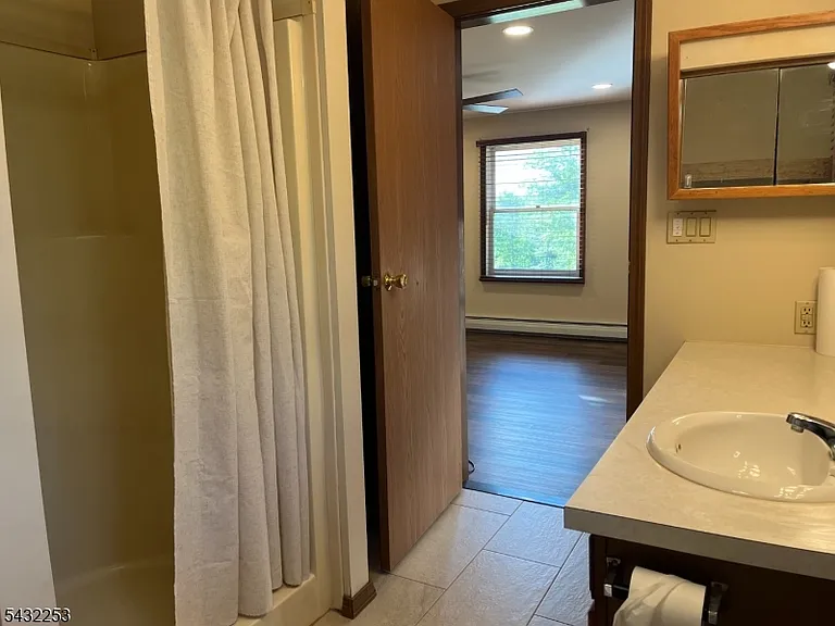 31 Countryside Rd — Photo 9