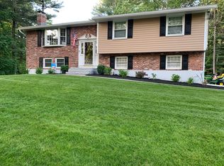 3 Prairie Rd, Chelmsford, MA 01824