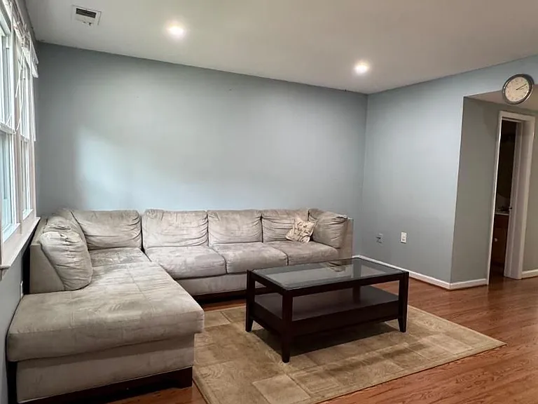 14582 Earlham Ct — Photo 2