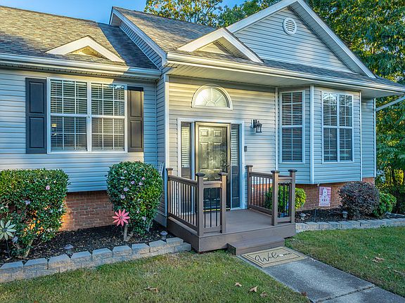 4th image of 6636 Sawtooth Dr