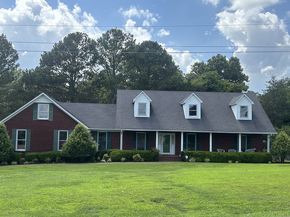 1st image of 405 Westgate Dr