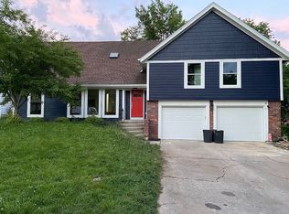11611 Kenwood Ave, Kansas City, MO 64131