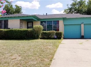 748 Penguin Dr, Dallas, TX