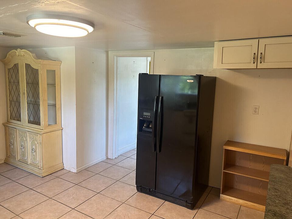 1st image of 834 Kaye Street