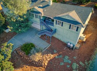 16330 Conestoga Rd, Hidden Valley Lake, CA 95467