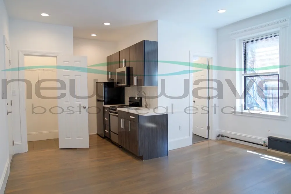 Studio, 450 sqft, $2,550 — Photo 1