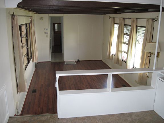 4th image of 3816 Oakwood