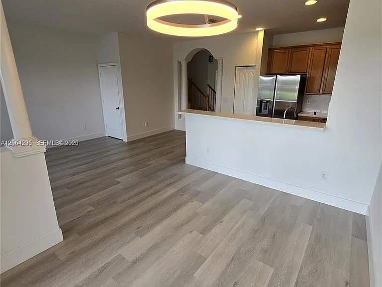 331 River Bluff Ln — Photo 3
