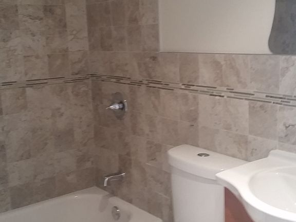 4th image of 11555 140th St