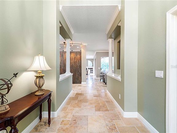 3rd image of 10254 Waterside Oaks Dr