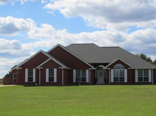 107 Grady Hogan Rd, Caledonia, MS 39740