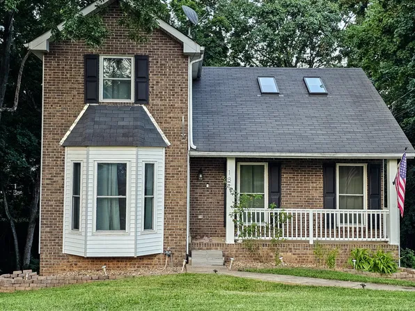 181 Whitehall Dr, Clarksville, TN 37042