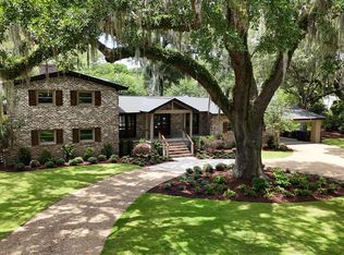 517 Pelzer Dr, Mount Pleasant, SC 29464