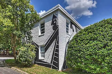 510 Queens Rd — Photo 46