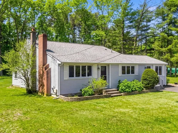 103 S High St, Foxboro, MA 02035