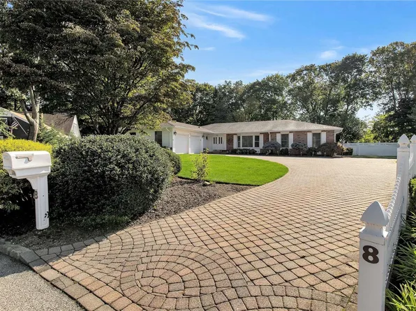 8 Half Acre, Smithtown, NY 11787