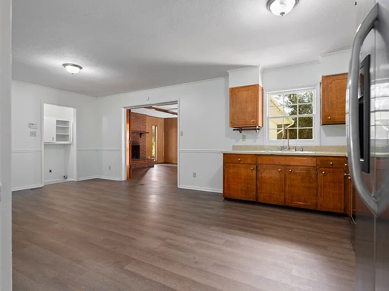 632 Rock Spring Rd — Photo 7