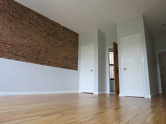 Rented by Mason Group LLC | media 32