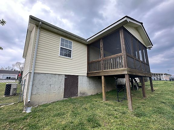 5th image of 172 Pinewood Dr