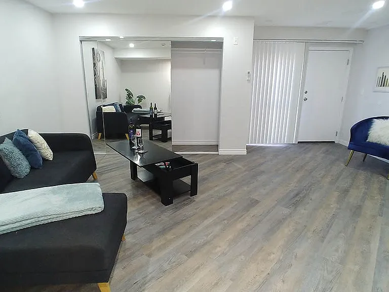 Villa De Adel Apts — Photo 36