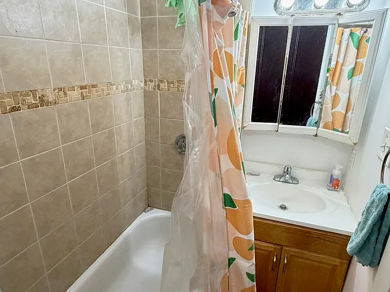 17 Warwick Rd #1 — Photo 19