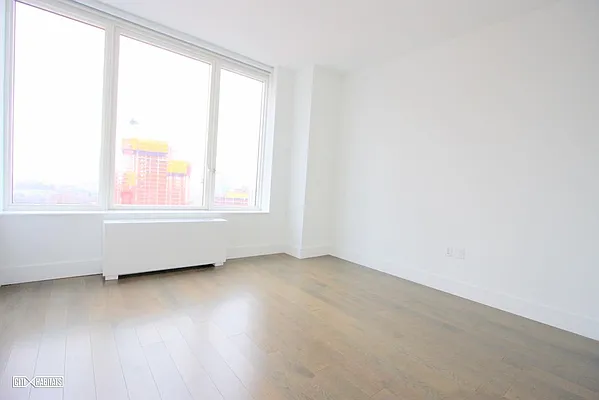 Rented by Citi Habitats | media 16