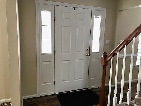 4th image of 15064 Wineberry Ct