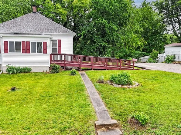 325 Garesche St, Collinsville, IL 62234