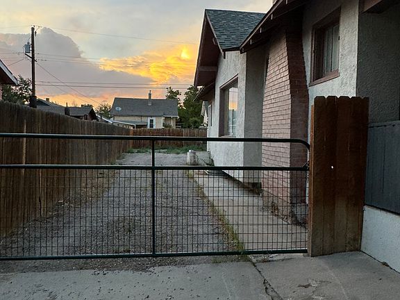 3rd image of 1219 E 10th St