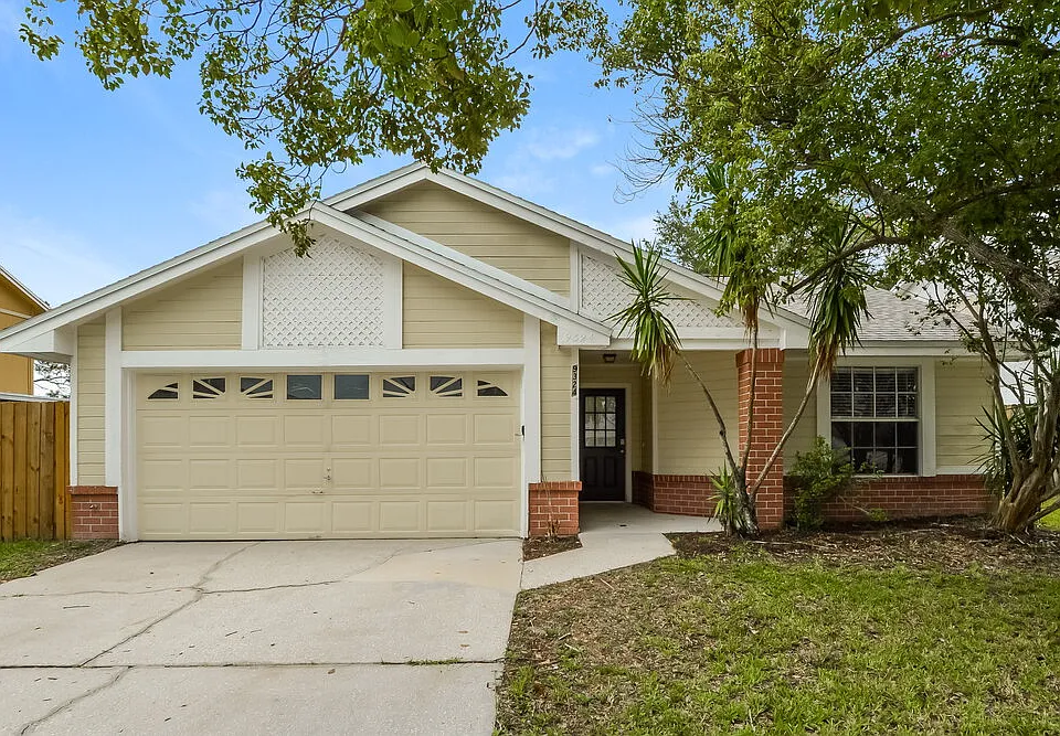 9324 Pavillion Dr